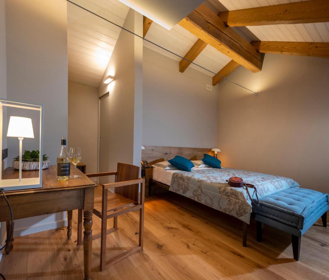 Bed and Breakfast Antica Dimora Dosio La Morra Exterior foto